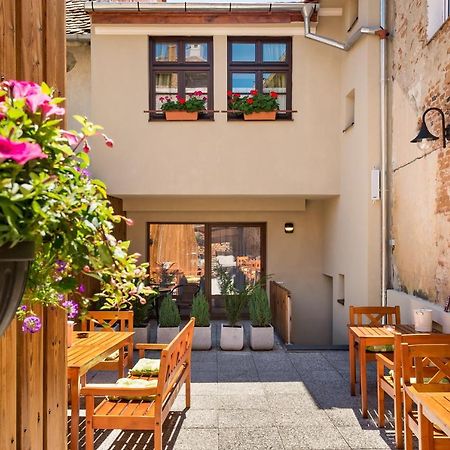 Aparthotel Blumenhaus Sibiu Extérieur photo