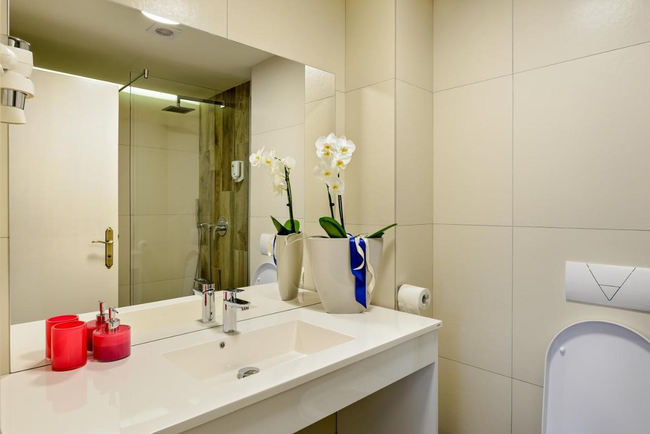 Aparthotel Blumenhaus Sibiu Extérieur photo