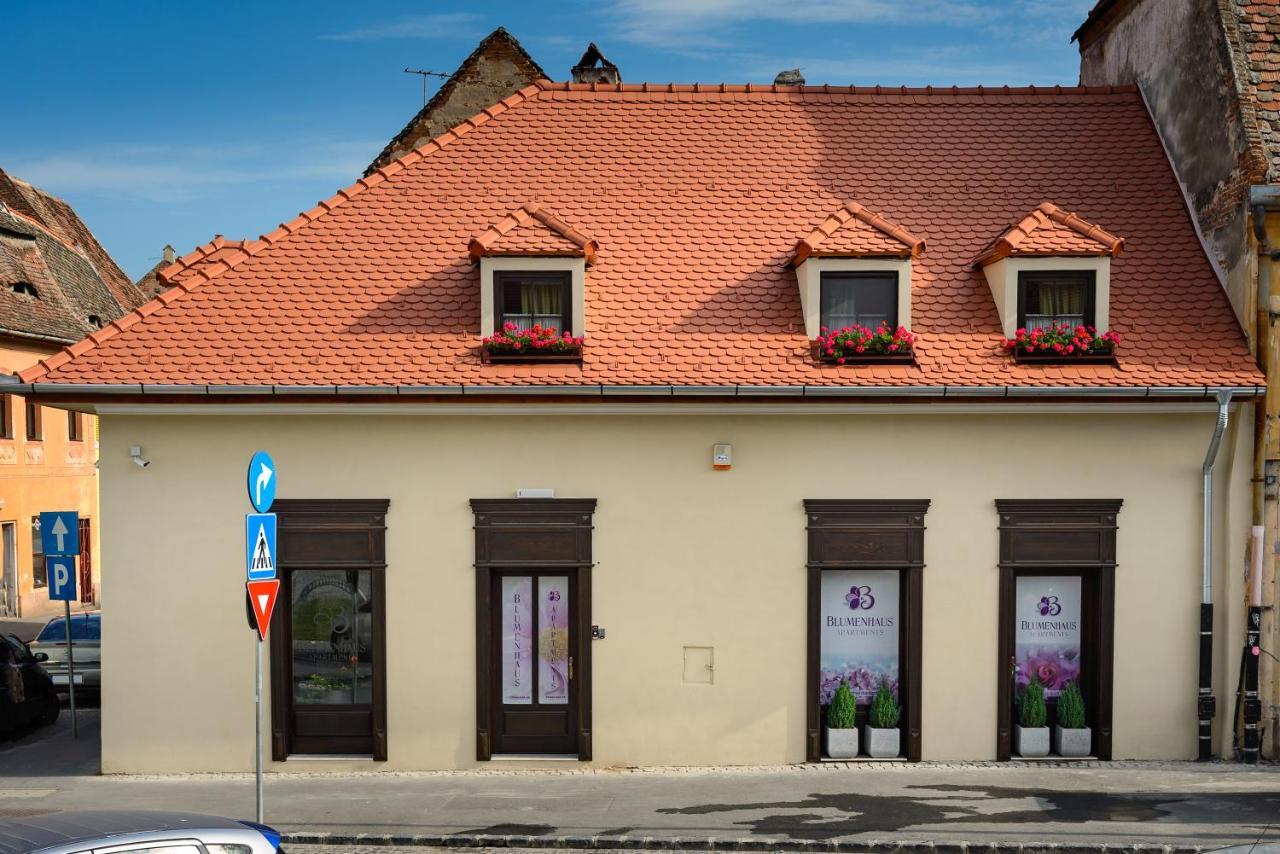 Aparthotel Blumenhaus Sibiu Extérieur photo